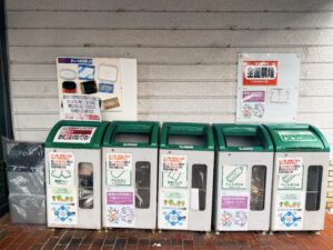 ダイエー 東芦屋店：リサイクルボックス